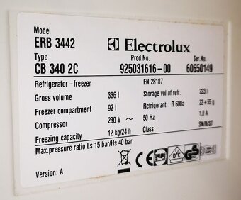 Veľmi priestranná kombinovaná chladnička Electrolux ERB 3442 - 5