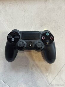 Playstation 4 - 5