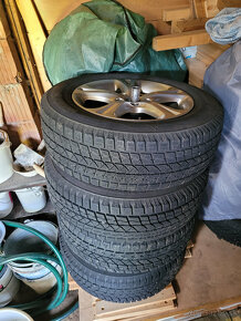 Zimne gumy 225/65R17 102H + orig Honda elektrony - 5