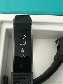 Fitbit Alta HR - 5