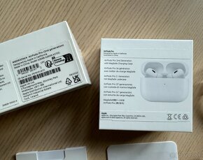 Apple AirPods Pro (2. generácie) s MagSafe puzdrom - 5