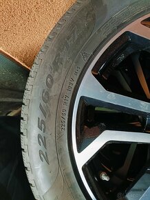 Pirelli Scorpion 225/60 r17 - 5