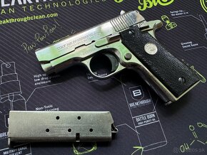 Predám Colt Mustang 9mm Browning - 5