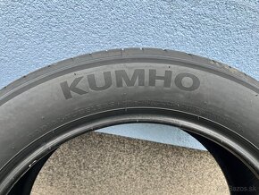 Kumho exsta 215/55 R18 - 5