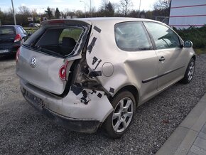 VW Golf 5 , benzín 1,4 55kW, Klíma - 5