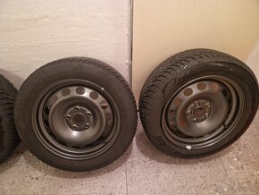 Nokian WR Snowproof 205/55/R16 - 5