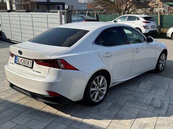 Lexus Is300h biela perlet - 5