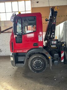 Nákladné auto IVECO EUROCARGO (12t) s hydraulickou rukou HIA - 5