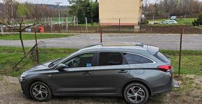 Hyundai i30 CW 1.5 T-GDi mHEV Family DCT, Ručné ovládanie - 5