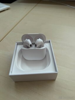 Apple AirPods 4 ANC - 5