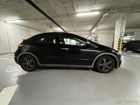 Honda Civic, 1.8 iVTEC, 2007, Čierna metalíza (UFO) - 5