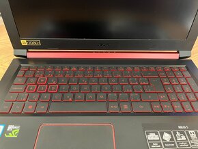 Predám notebook Acer Nitro 5 - 5