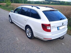 Predám škoda Superb 2.0tdi 103kw manuál - 5