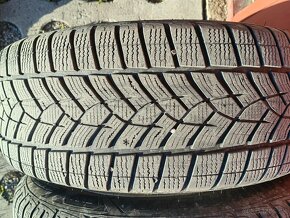 Na predaj pneu 225/55 R19 zimné - 5