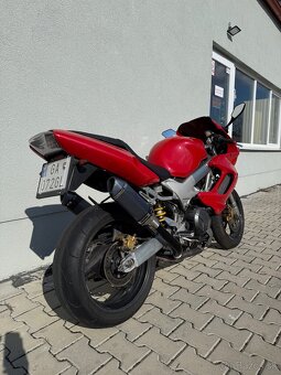 HONDA VTR1000F - 5