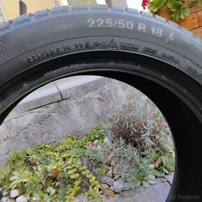 Continental ContiWinter contact TS830P. 225/50 R18 - 5