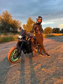 Yamaha MT09 - 5