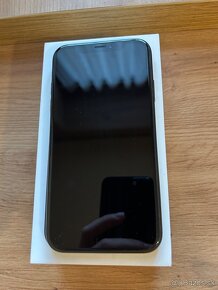 iPhone XR 64GB - 5