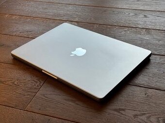 MacBook Pro 14” M1 (16GB RAM, 512GB SSD) - 5