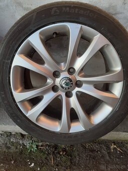 ALU disky Škoda Superb 5x112 r17 trifid - 5