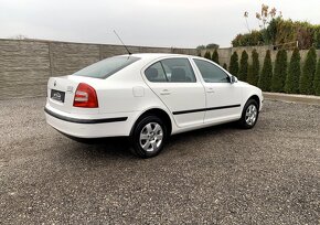 ŠKODA OCTAVIA 1.6 ELEGANCE - 5