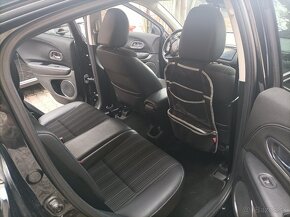 Honda HR-V 1.6 i-DTEC Executive - ZNIZENÁ CENA - 5