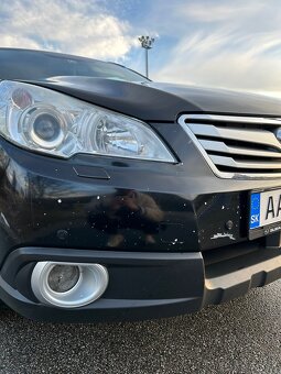 Predám Subaru Legacy Outback 2.5 - 5