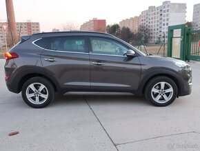 Odstúpim leasing na Hyundai Tucson r.2016 4x4,výbava PREMIUM - 5