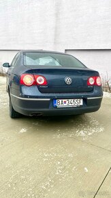 VOLKSWAGEN PASSAT Highline 103KW (140 koní) - 5