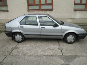 Renault 19 1,4 benzin 43 kwTop tav BEZ KOROZE Garáž - 5