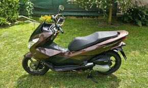 Honda PCX 150 Rok 5/2014 Najazdene 7500-km - 5