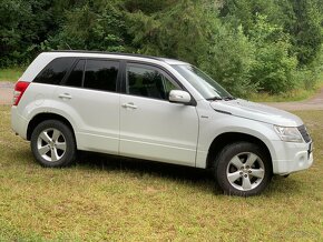 Predam SUZUKI GRAND VITARA 2011 4X4 - 5