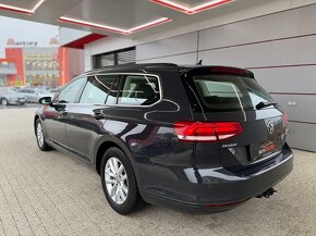 Volkswagen Passat Variant 2.0TDi 110kW Comfortline - 5