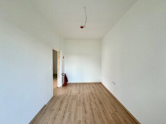 NA PREDAJ: 2 - IZBOVÝ APARTMÁN, ul. Jána Ondruša, Stupava, - 5