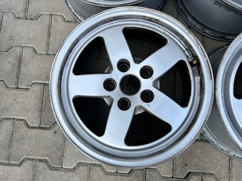 Ľahké Elektróny 5x112 R16 stred diera 66.6mm - 5