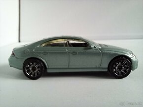 MATCHBOX - MERCEDES-BENZ CLS500 - POZRI DETAILNÉ FOTO - 5