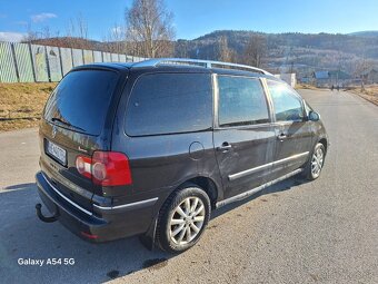 Volkswagen Sharan 1.9TDI 96kw 7miestne - 5