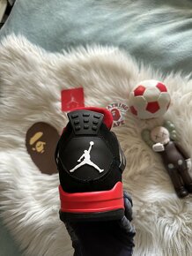 Jordan 4 - 5