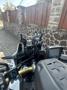 HONDA AFRICA TWIN - 5