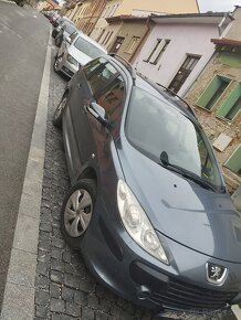 Predám peugeot 307 - 5