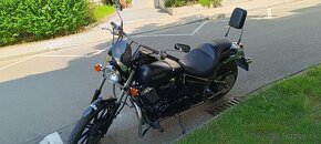 Kawasaki VN900 Custom - 5