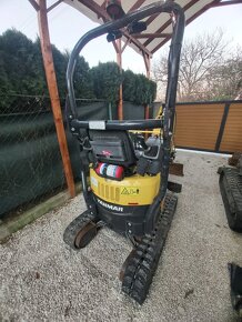 Minibager yanmar vio12 - 5