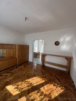 Slnečný 3-izbový byt neďaleko centra (74,42 m²) - 5