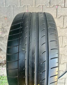 275/40r20 letné DUNLOP 106W; RNF - 5