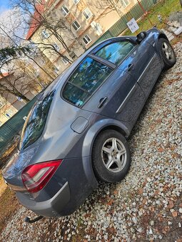 Renault Megane - 5