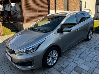 KIA Cee’d SW 1,6 Benzin Zlata edicia 99kw - 5