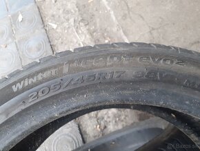 205/45 r17 Hankook - 5