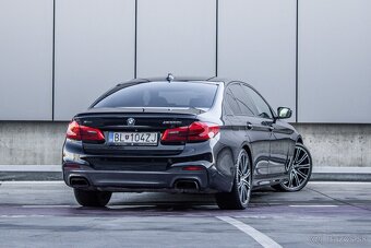 BMW Rad 5 M550i xDrive A/T G 30 2019 - 5