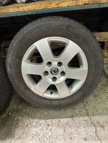 Originál Škoda elektróny + zimné pneu 195/65 R15 - 5