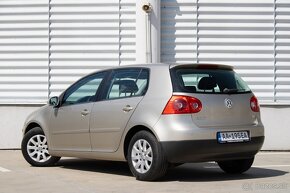 Volkswagen Golf 1.6 Comfortline A/T - 5